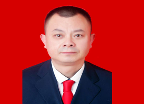 商会会员：龚华