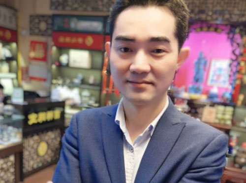 商会会员：李锦洲