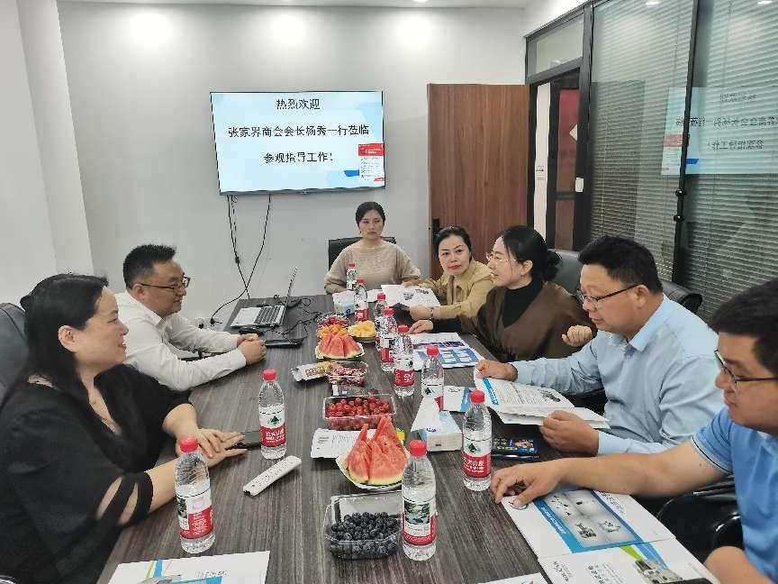 商会党支部书记、会长杨秀带队走访会员企业 深化服务助发展