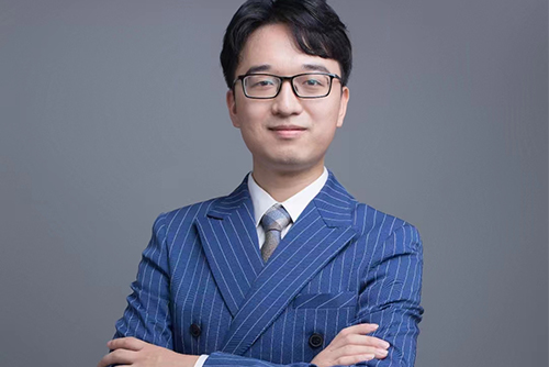 商会会员：张洪源